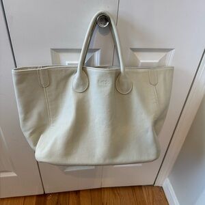 Beck ,Medium Classic Leather Beck Tote Bag